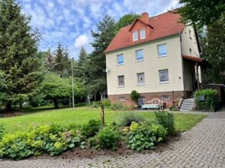2 Grundstücke (insg.1.750 m²) CO Neuses - MFH (3 Wohn) Garage ♦2 Gartenhäuser- ruhige Lage-