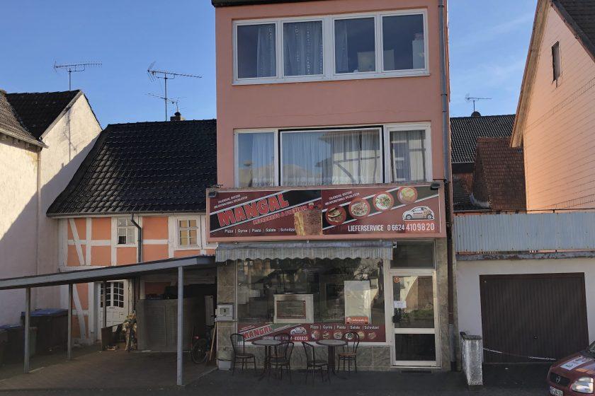 Einfamilienhaus mit Gewerbeeinheit in Heringen zu verkaufen