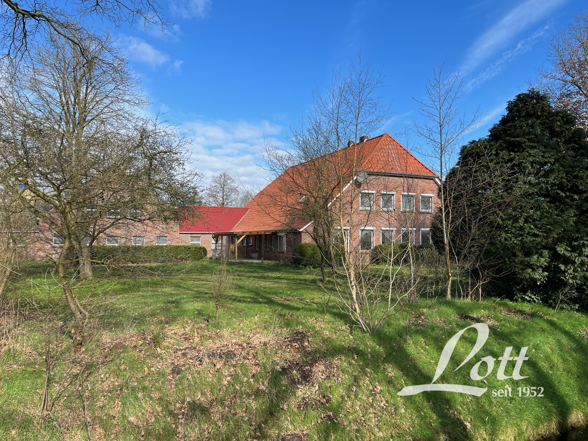 **Wohnen und leben auf dem Land - renoviertes Bauernhaus!**